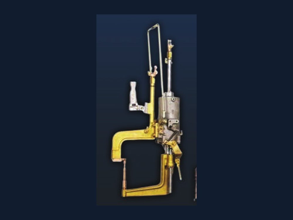 C-type and X-type suspension welding guns